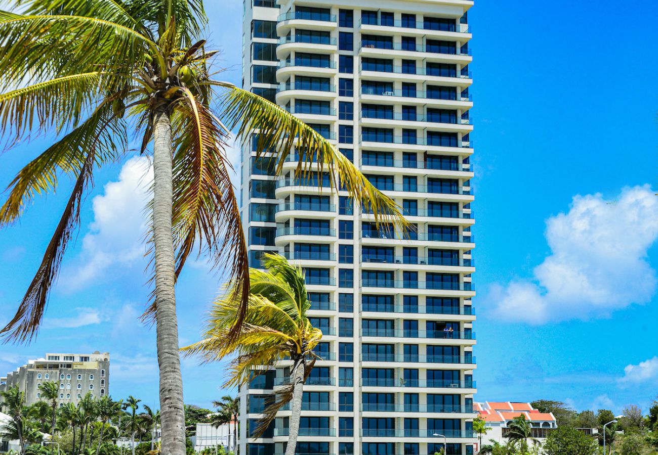 Appartement à Cupecoy - A-1701 Stunning oceanfront two bedrooms