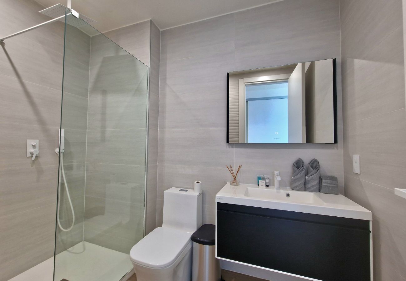 Appartement à Cupecoy - A-1201 Spacious 3 bedroom overlooking Mullet Bay