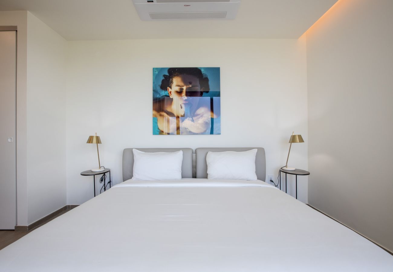 Appartement à Cupecoy - A-1603 Stunning two bedroom ocean view