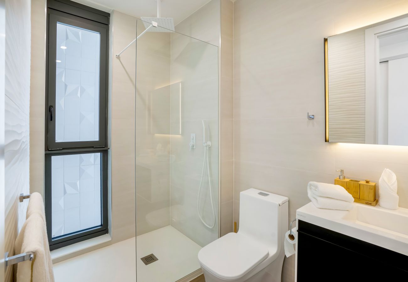 Appartement à Cupecoy - A-1902 Stunning sub penthouse ocean view