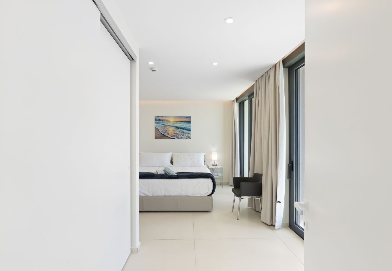 Appartement à Cupecoy - B-1901 Luxury 3-bedroom Penthouse