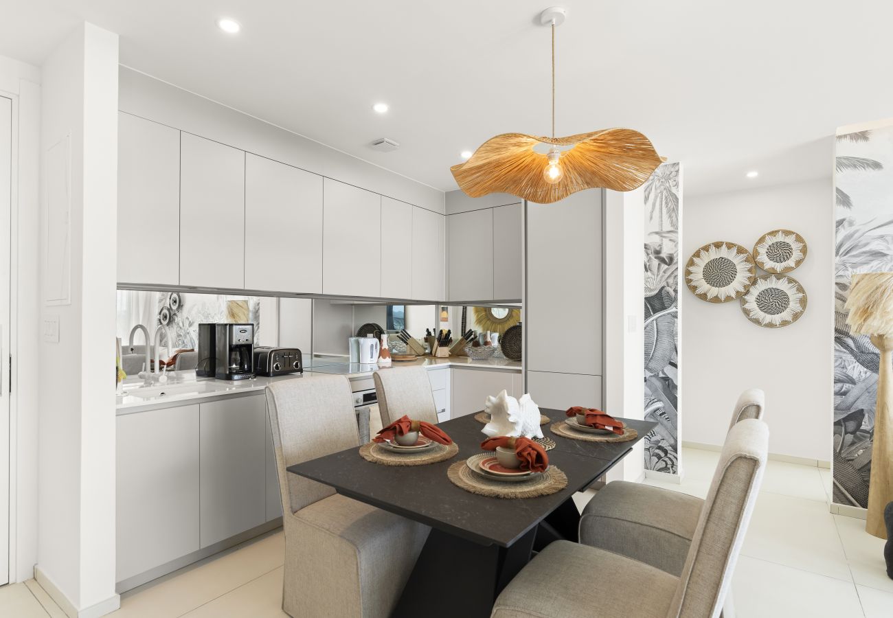 Appartement à Cupecoy - B-1402 Wonderful two bedroom with balcony ocean vi