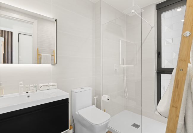 Appartement à Cupecoy - B-1801 Stunning two bedroom corner apartment with Appartement à Cupecoy - B-1801 Stunning two bedroom corner apartment with