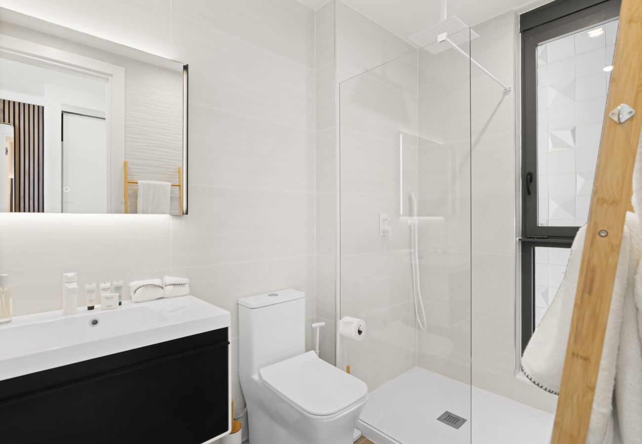 Appartement à Cupecoy - B-1801 Stunning two bedroom corner apartment with