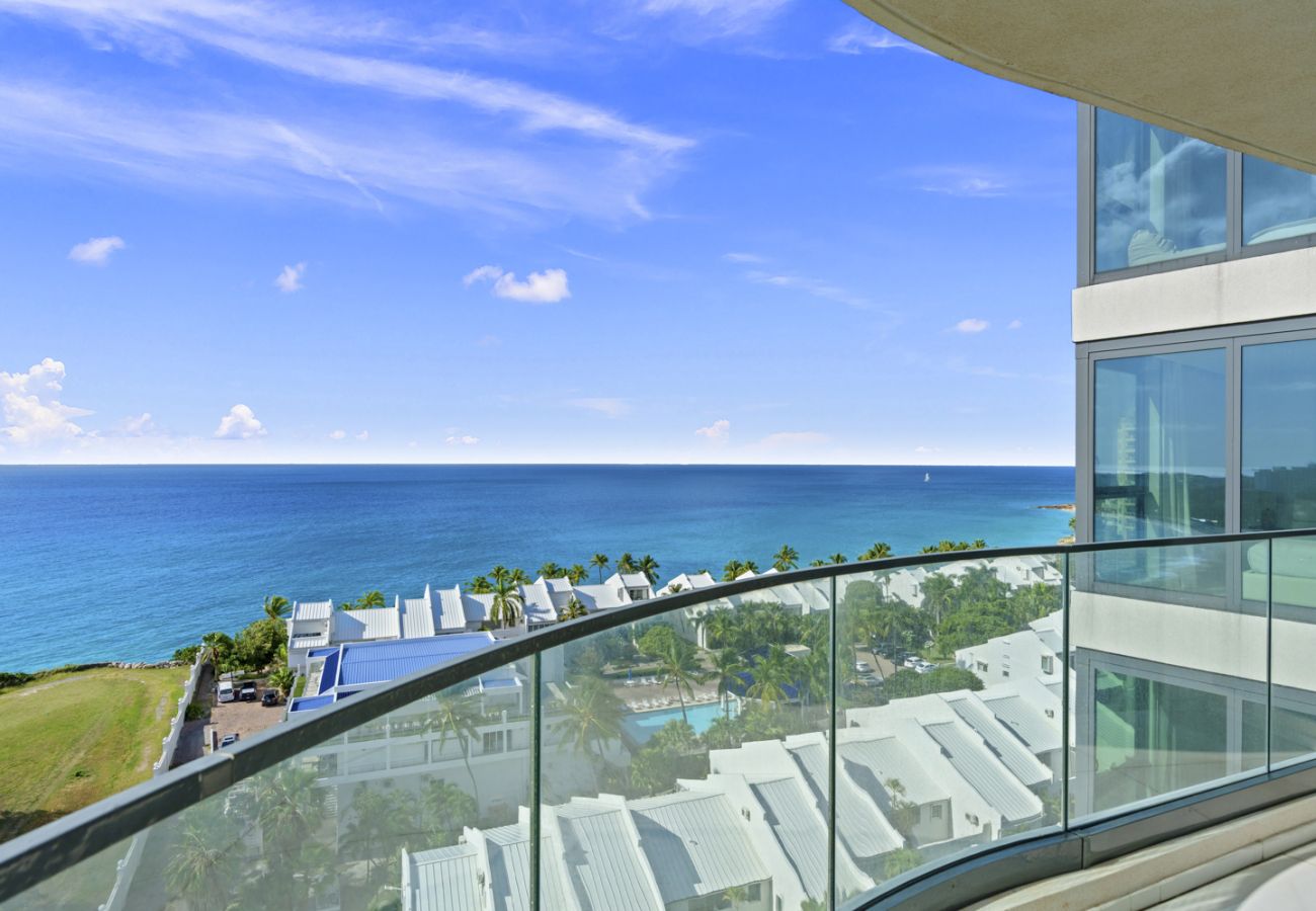 Appartement à Cupecoy - A-1101 2 bedroom corner balcony ocean view
