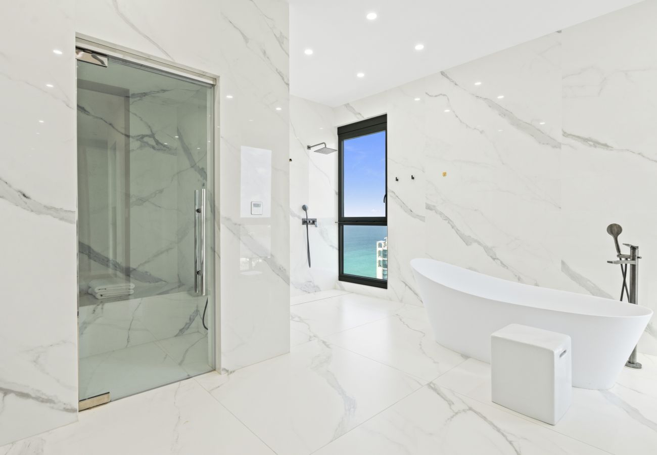 Appartement à Cupecoy - B-2000 Stunning penthouse with balcony and rooftop