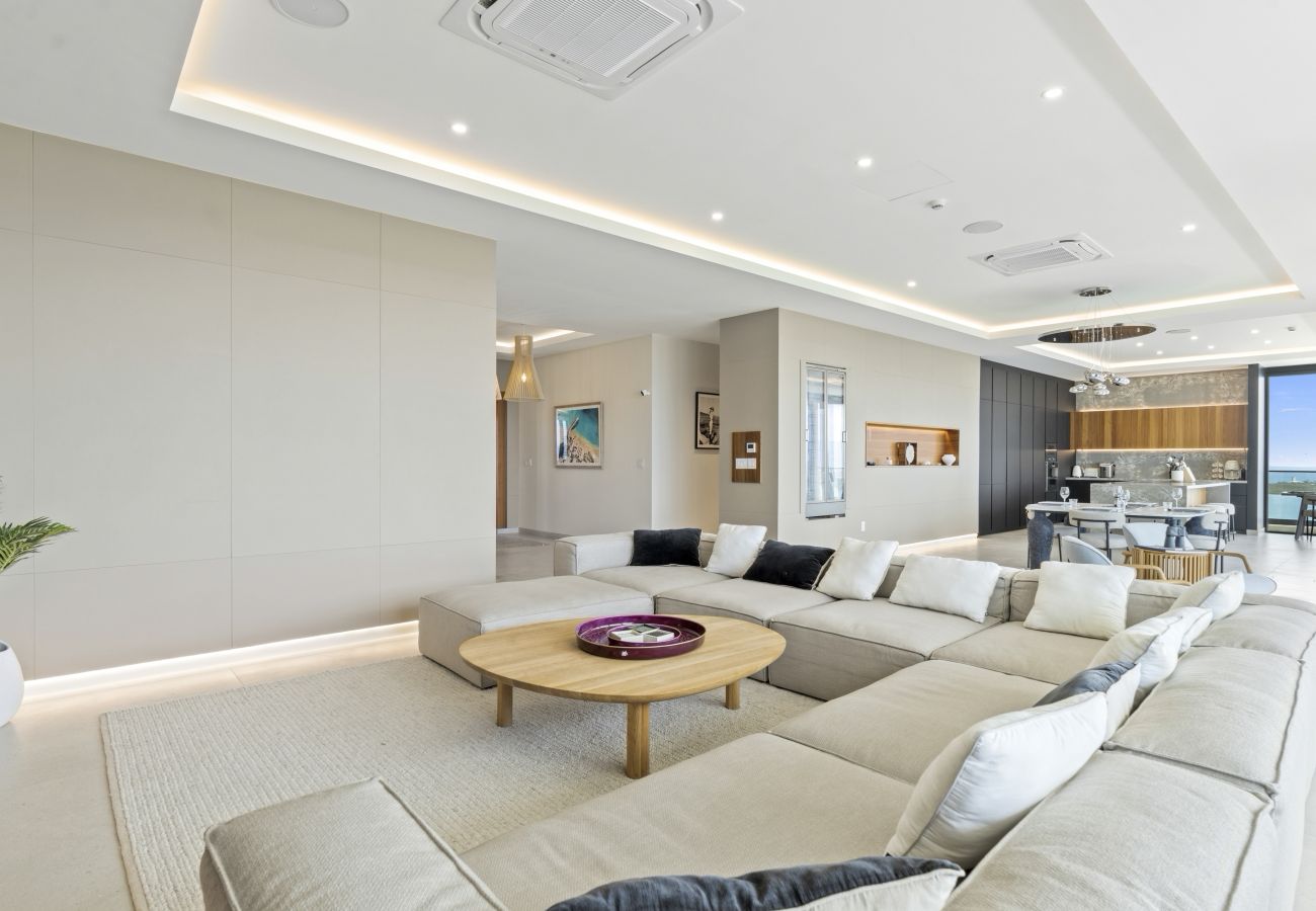 Appartement à Cupecoy - B-2000 Stunning penthouse with balcony and rooftop