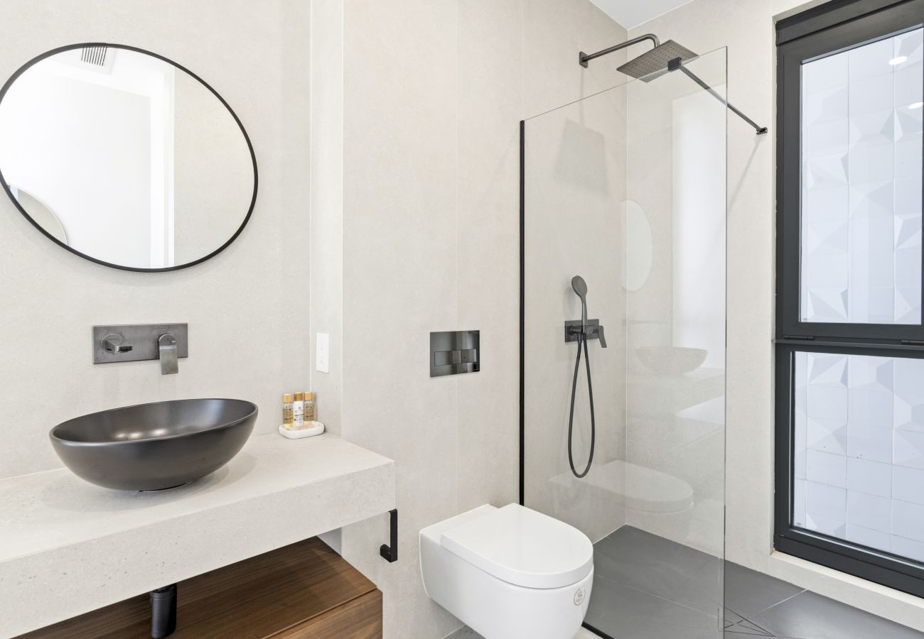 Appartement à Cupecoy - B-2000 Stunning penthouse with balcony and rooftop