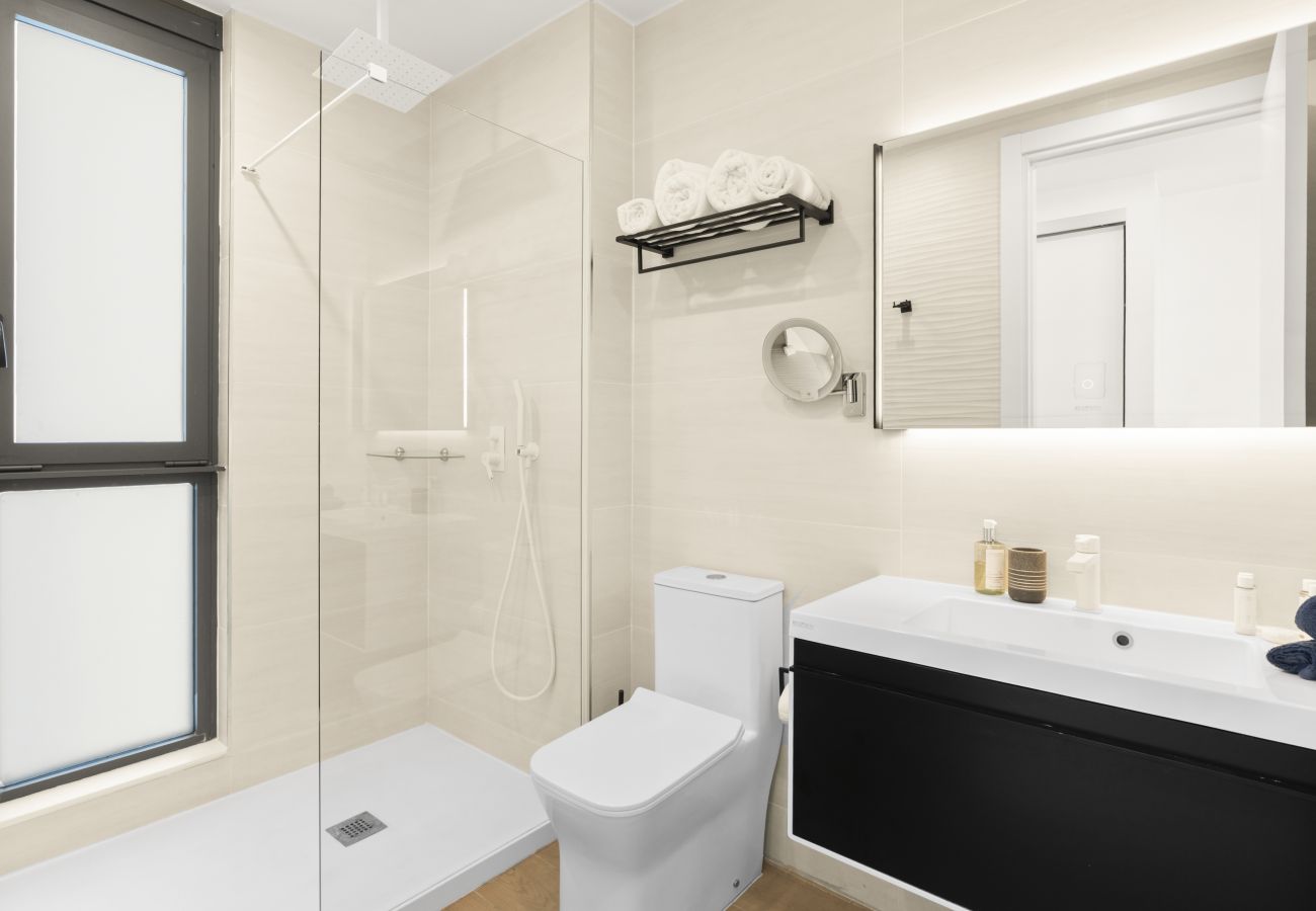 Appartement à Cupecoy - B-1703 Corner Unit with Stunning Ocean View