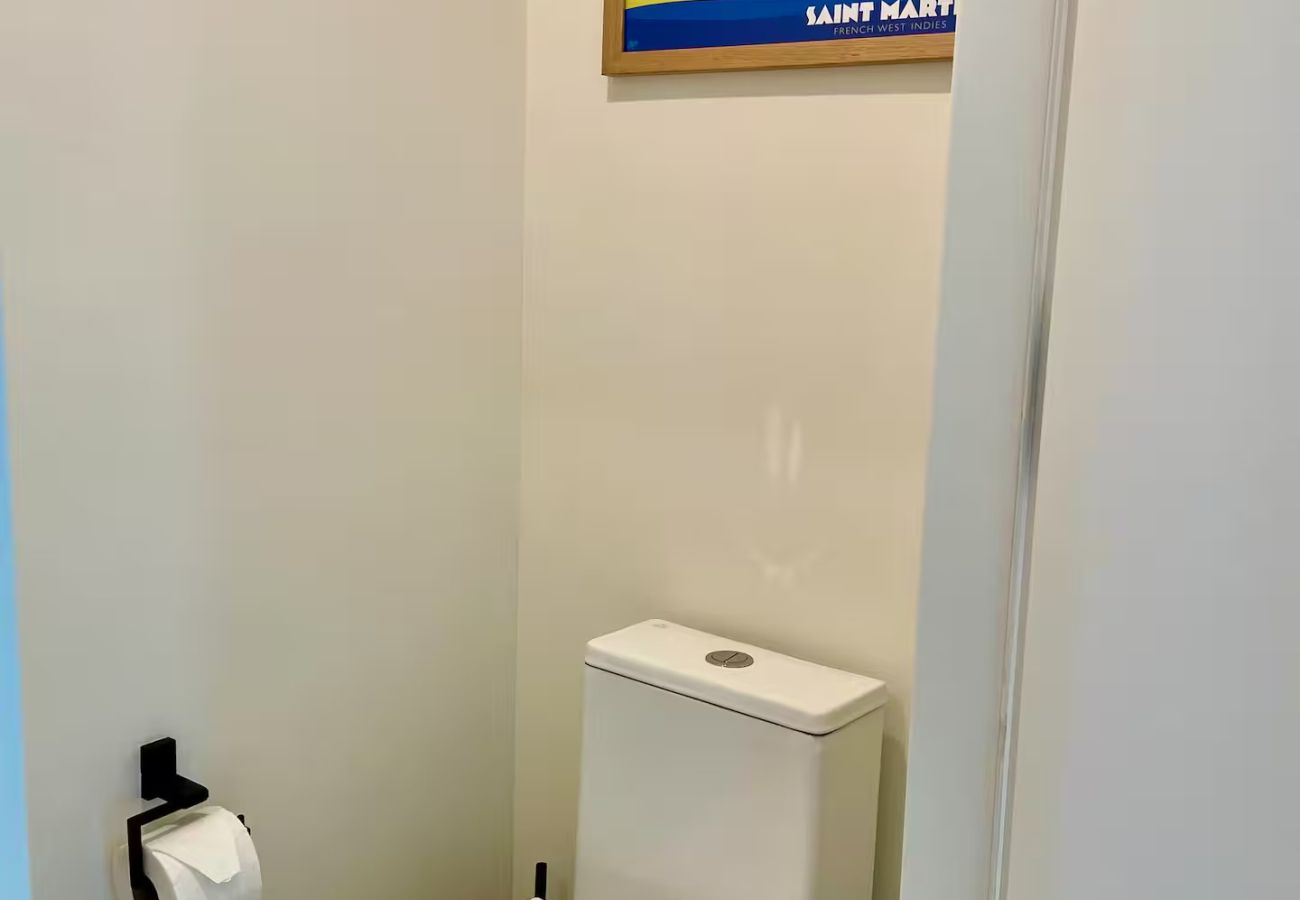 Appartement à Cupecoy -  2 bedroom corner HIgh floor tower B