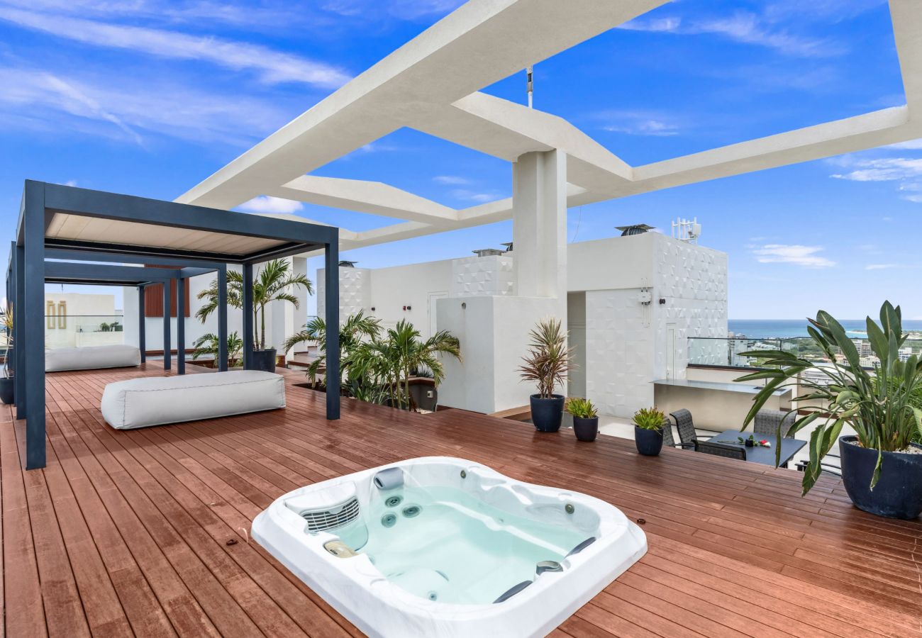 Apartment in Cupecoy - Penthouse 4 bedrooms - B2000