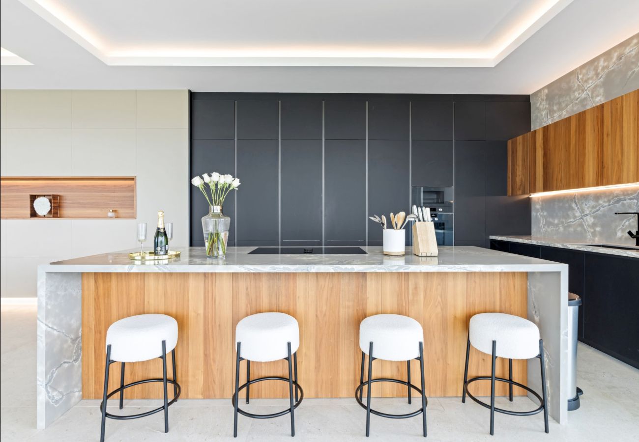 Apartment in Cupecoy - Penthouse 4 bedrooms - B2000