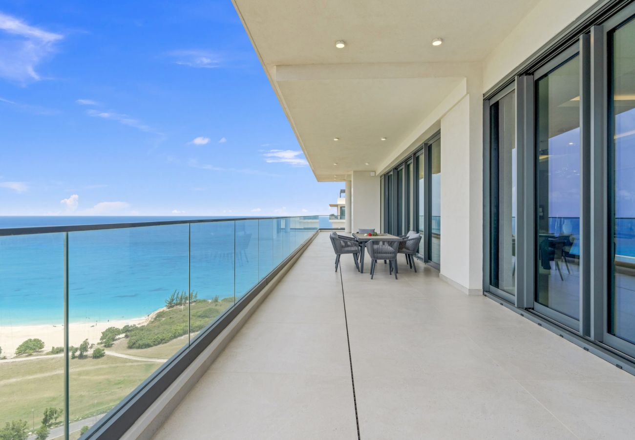 Apartment in Cupecoy - Penthouse 4 bedrooms - B2000