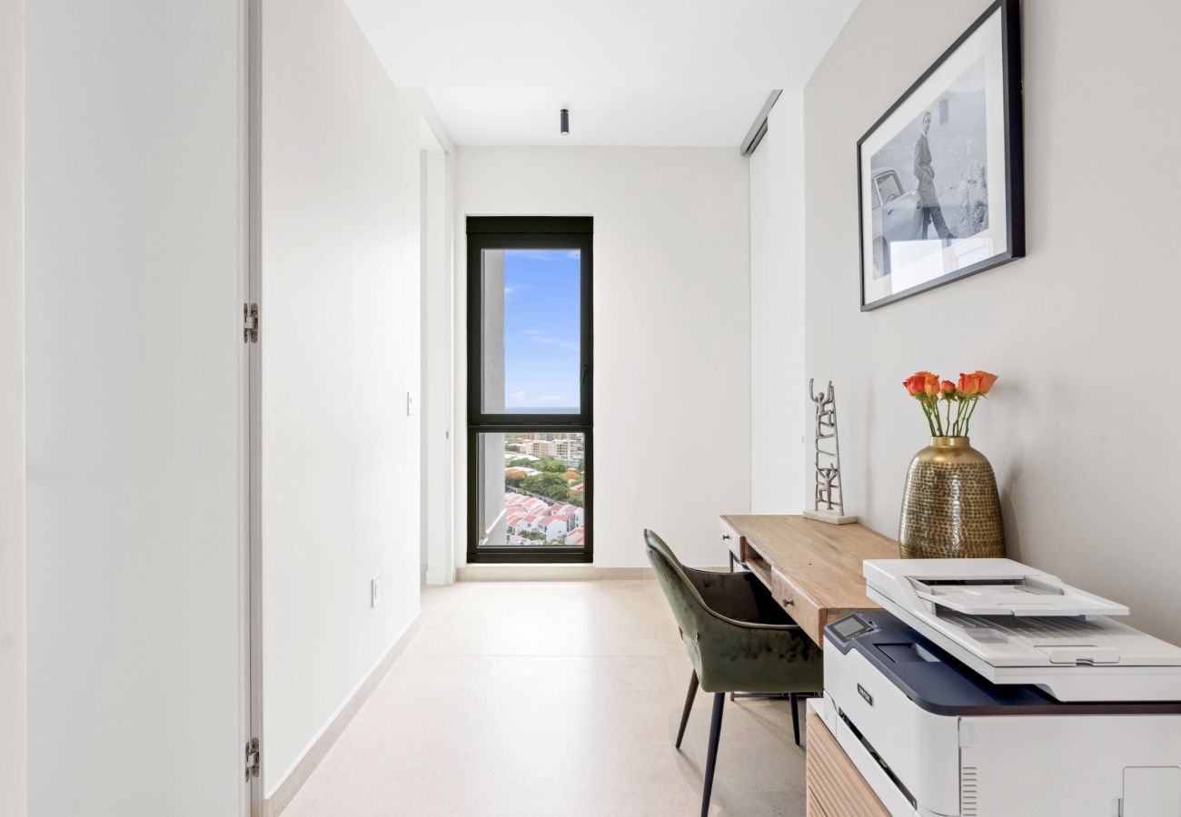 Apartment in Cupecoy - Penthouse 4 bedrooms - B2000