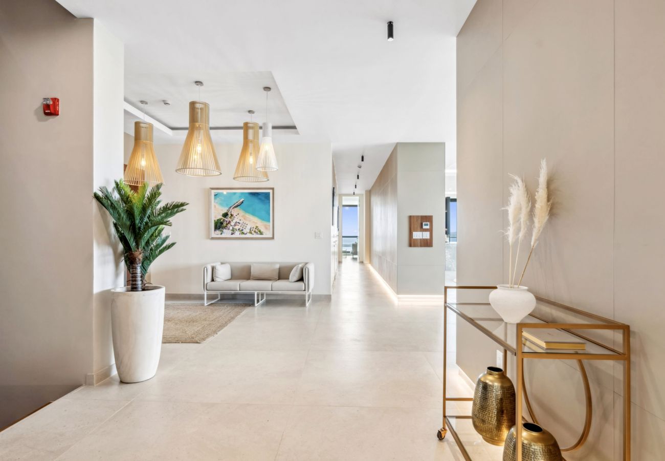 Apartment in Cupecoy - Penthouse 4 bedrooms - B2000