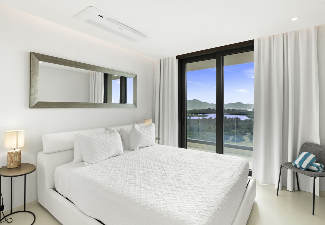 Flat in Cupecoy - High-Floor Central Unit Tower A