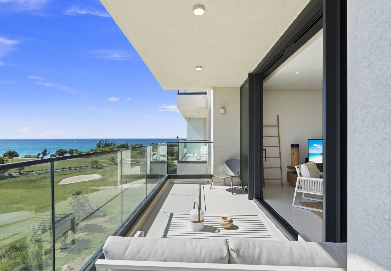 Apartment in Cupecoy - 4th floor Stunning one bedroom corner unit