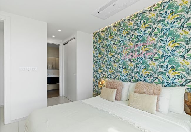 Apartment in Cupecoy - A-501 Stunning three bedroom overlooking Mullet Ba Apartment in Cupecoy - A-501 Stunning three bedroom overlooking Mullet Ba