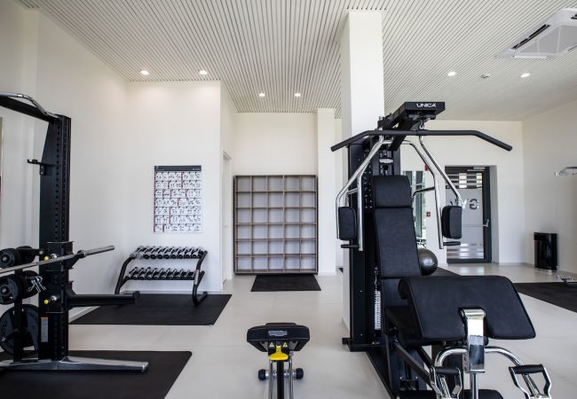Studio in Cupecoy - A-203 Spacious modern studio oceanfront Studio in Cupecoy - A-203 Spacious modern studio oceanfront