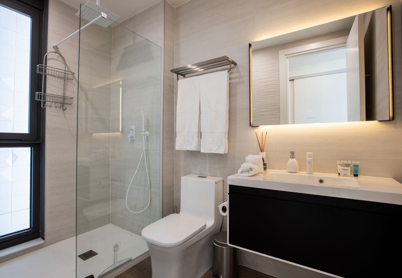 Apartment in Cupecoy - A-1004 Splendid 2 bedroom Ocean corner view