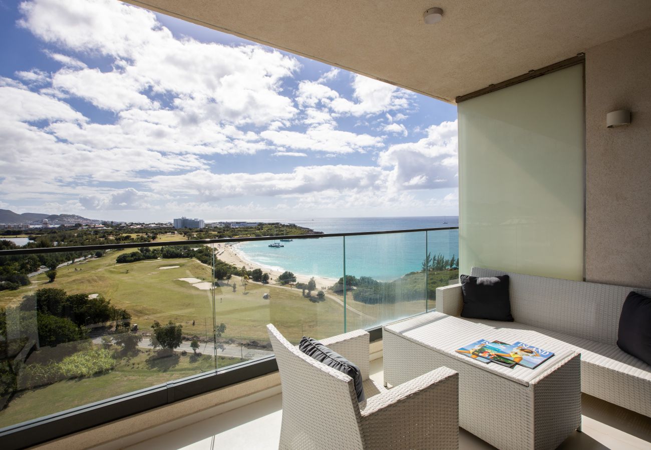 Apartment in Cupecoy - A-1004 Splendid 2 bedroom Ocean corner view