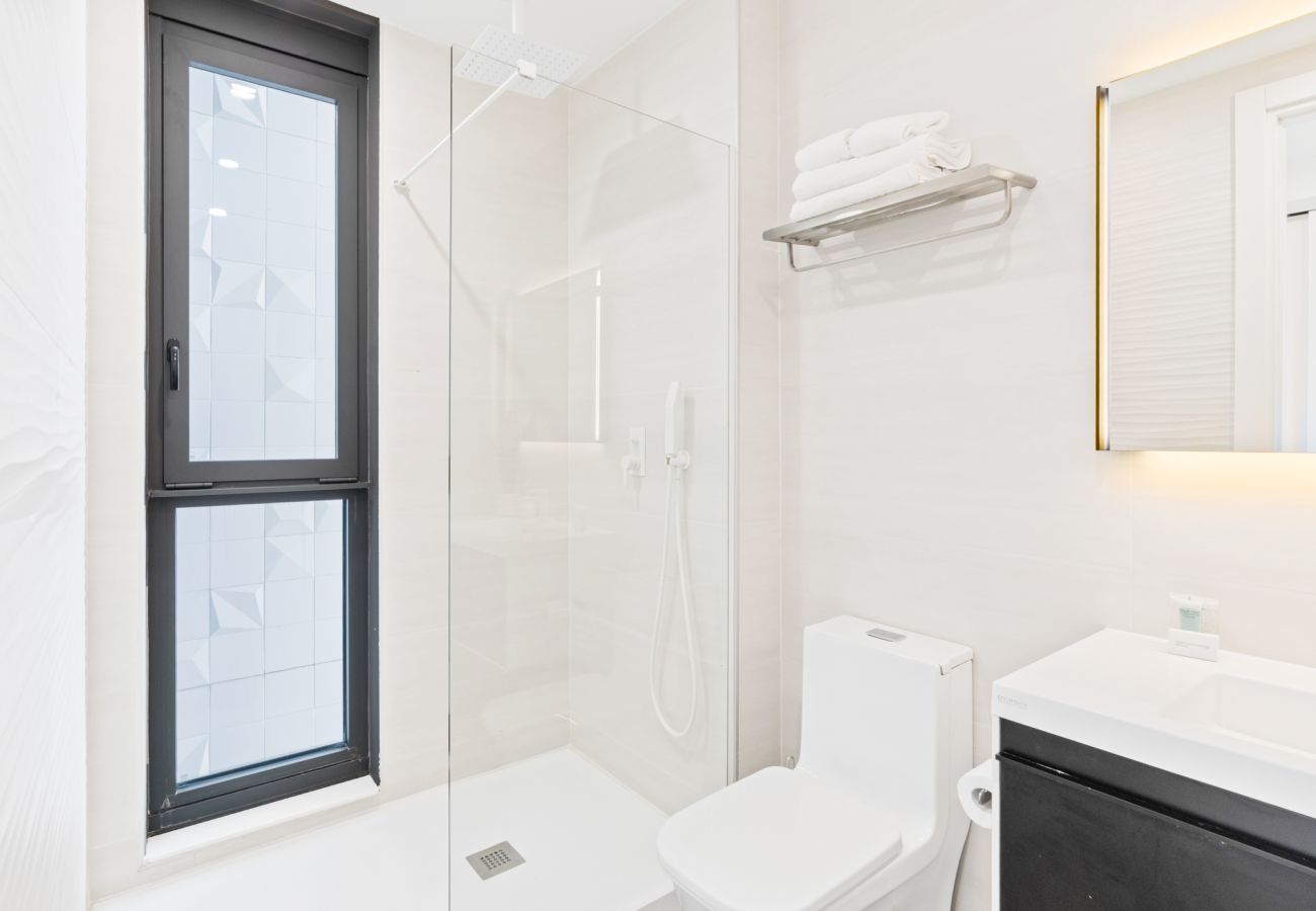 Apartment in Cupecoy - A-1004 Splendid 2 bedroom Ocean corner view