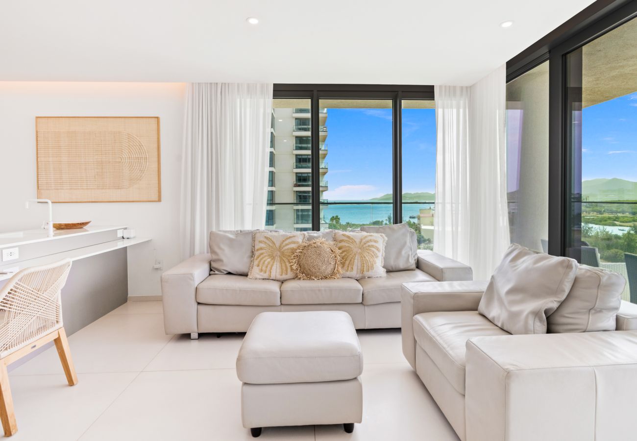 Apartment in Cupecoy - A-1004 Splendid 2 bedroom Ocean corner view