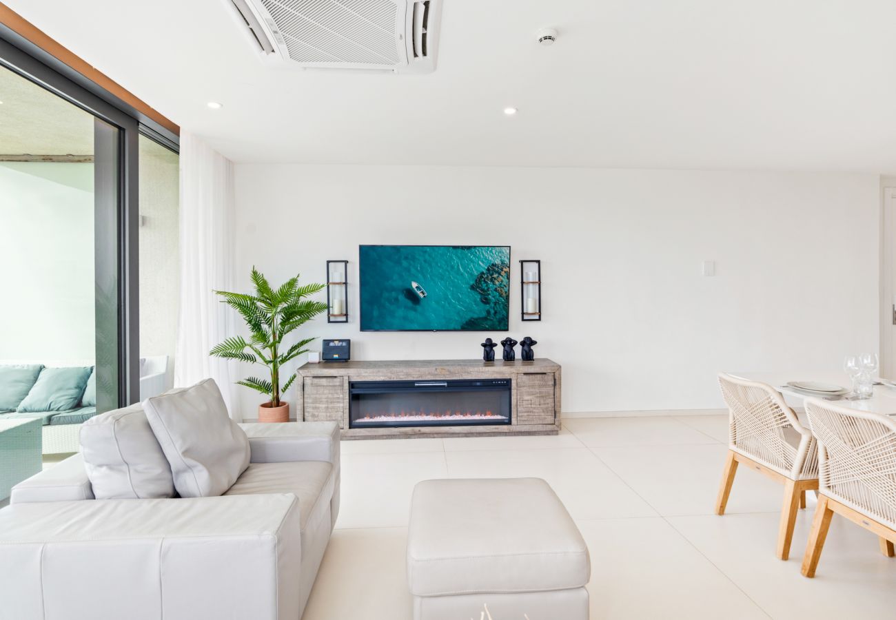 Apartment in Cupecoy - A-1004 Splendid 2 bedroom Ocean corner view