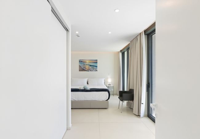 Apartment in Cupecoy - B-1901 Luxury 3-bedroom Penthouse Apartment in Cupecoy - B-1901 Luxury 3-bedroom Penthouse
