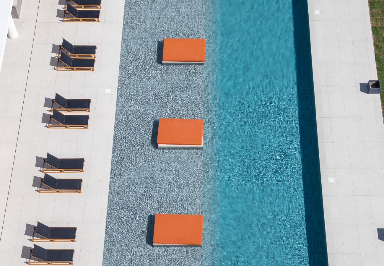 Apartment in Cupecoy - B-101 Beautiful one bedroom overlooking the pool