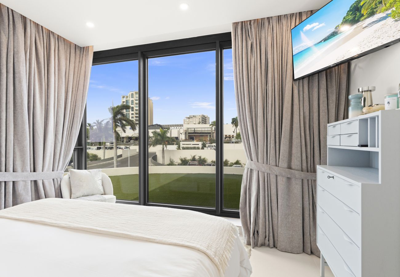 Apartment in Cupecoy - B-101 Beautiful one bedroom overlooking the pool