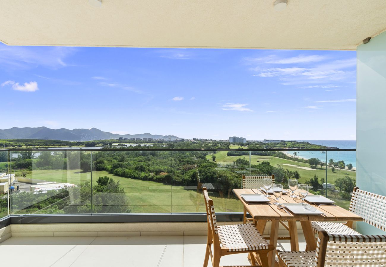 Studio in Cupecoy - B-703 Wonderful studio with ocean view