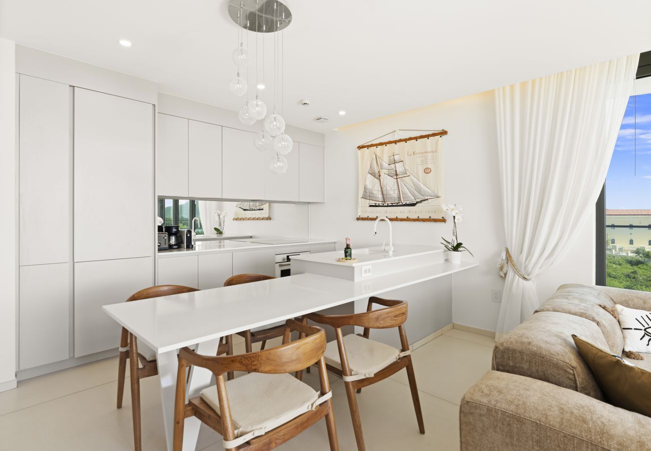 Apartment in Cupecoy - B-604 Stunning one bedroom corner unit