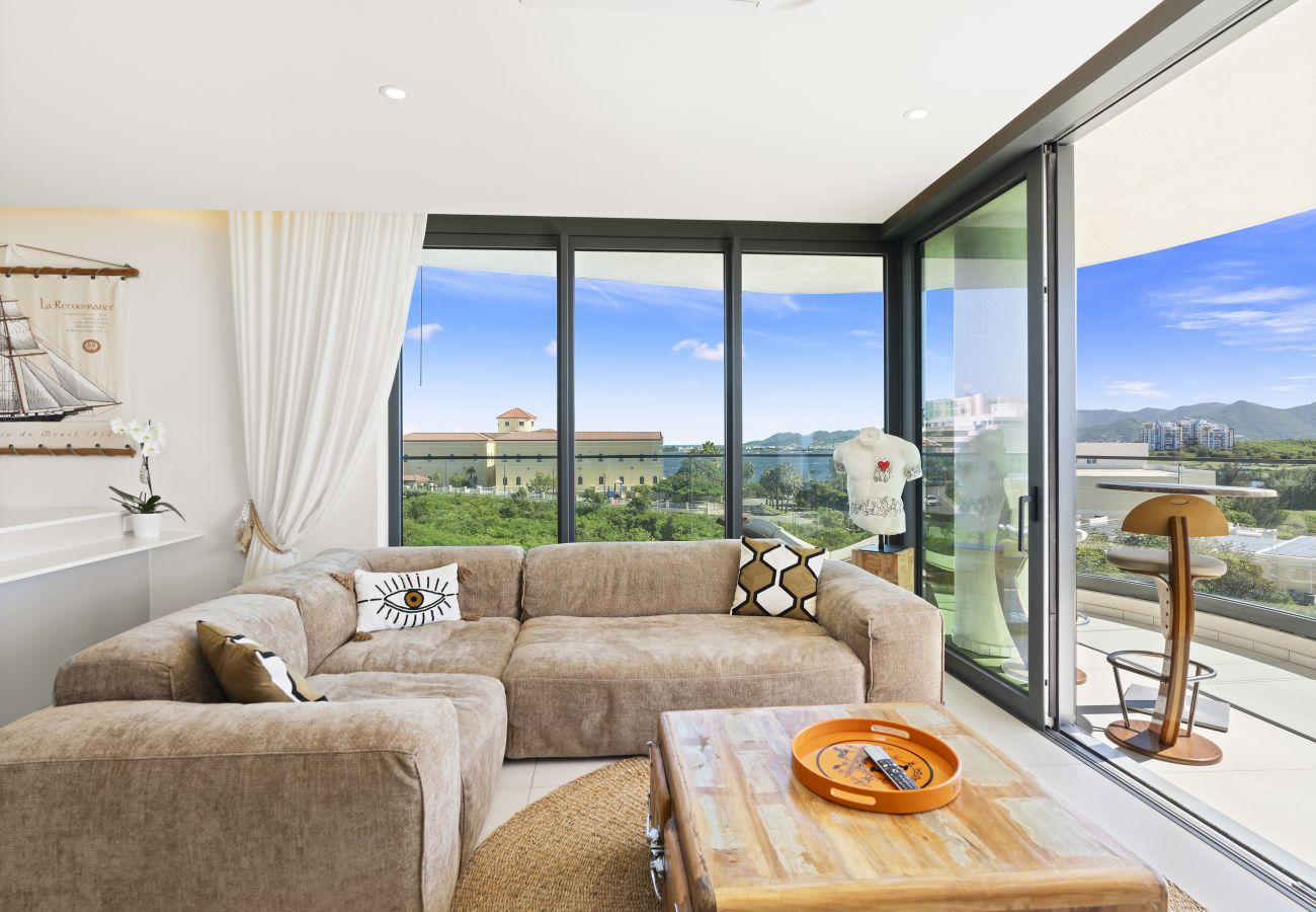 Apartment in Cupecoy - B-604 Stunning one bedroom corner unit