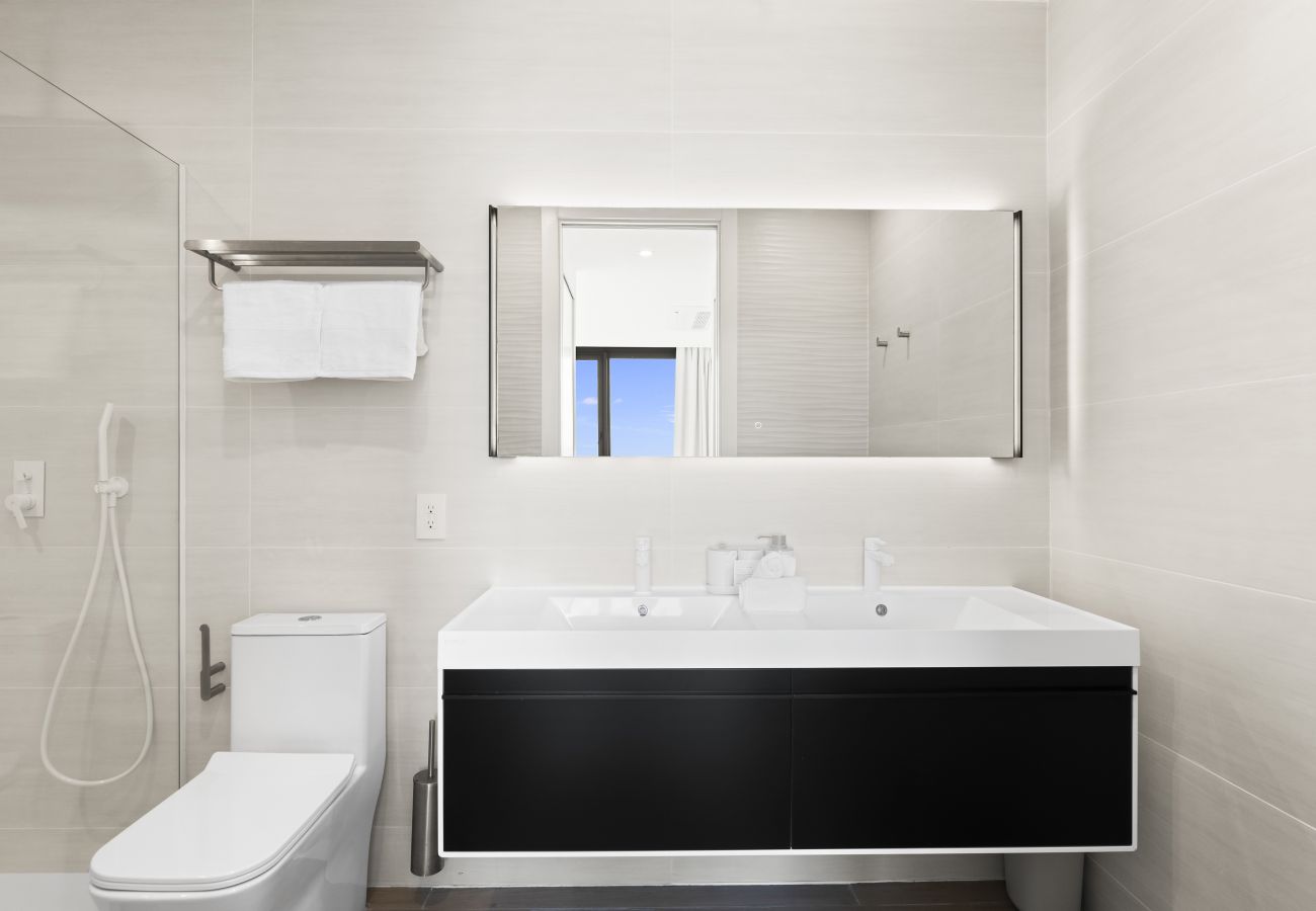 Apartment in Cupecoy - B-1702 Stunning ocean view 2 bedroom
