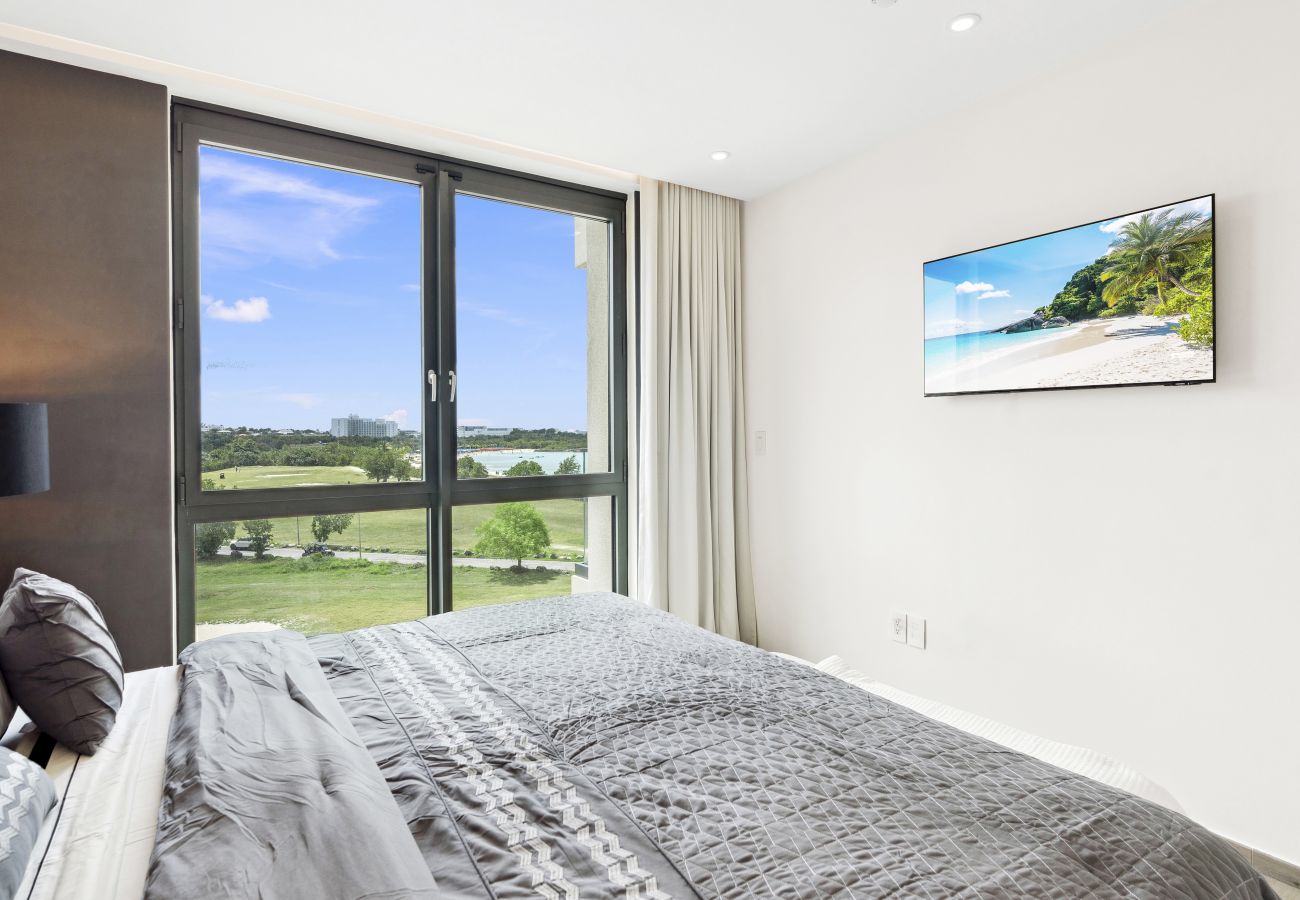 Apartment in Cupecoy - A-302 Beautiful 1 bedroom with corner balcony