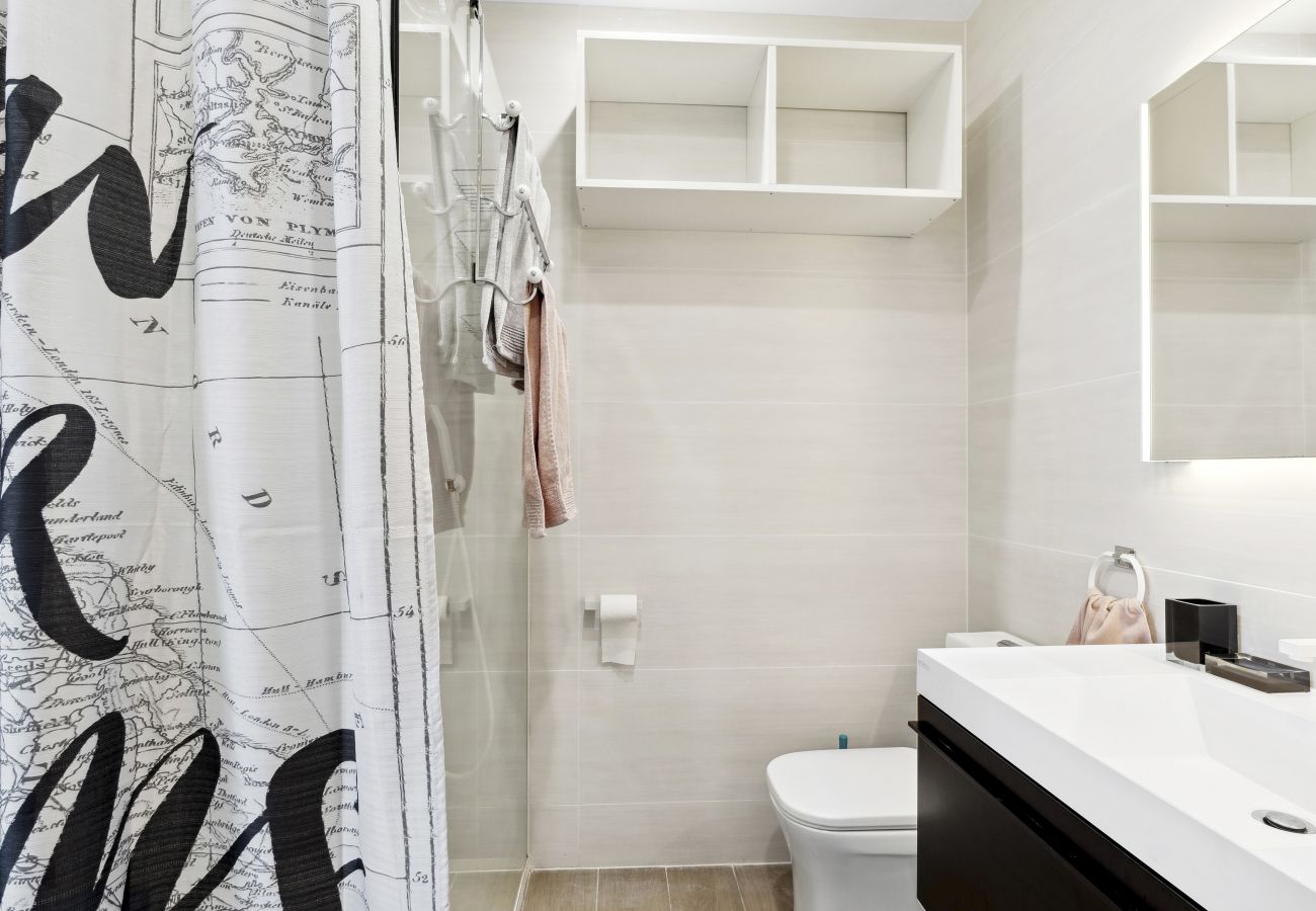 Apartment in Cupecoy - A-302 Beautiful 1 bedroom with corner balcony