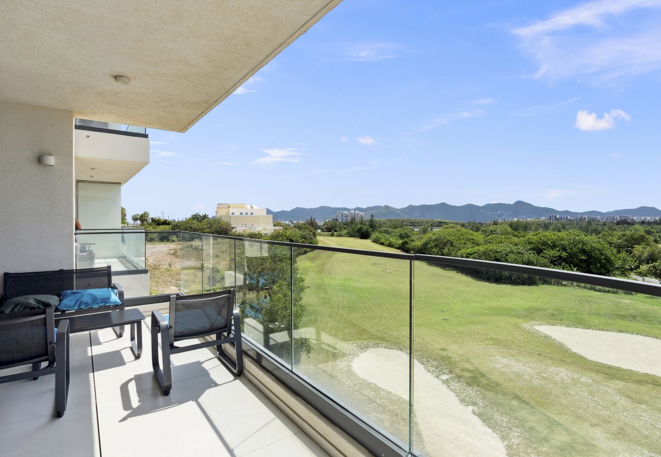 Apartment in Cupecoy - A-302 Beautiful 1 bedroom with corner balcony