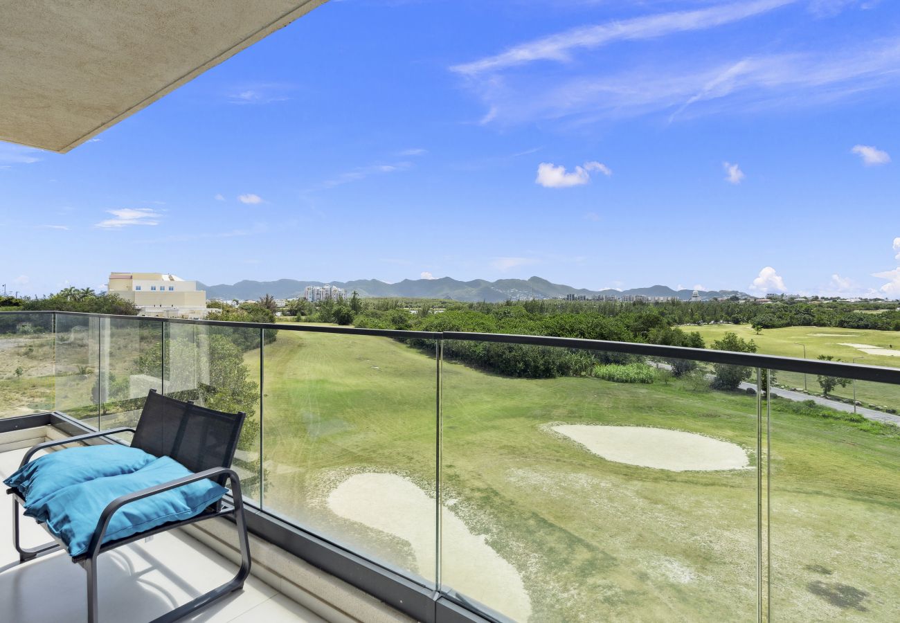 Apartment in Cupecoy - A-302 Beautiful 1 bedroom with corner balcony