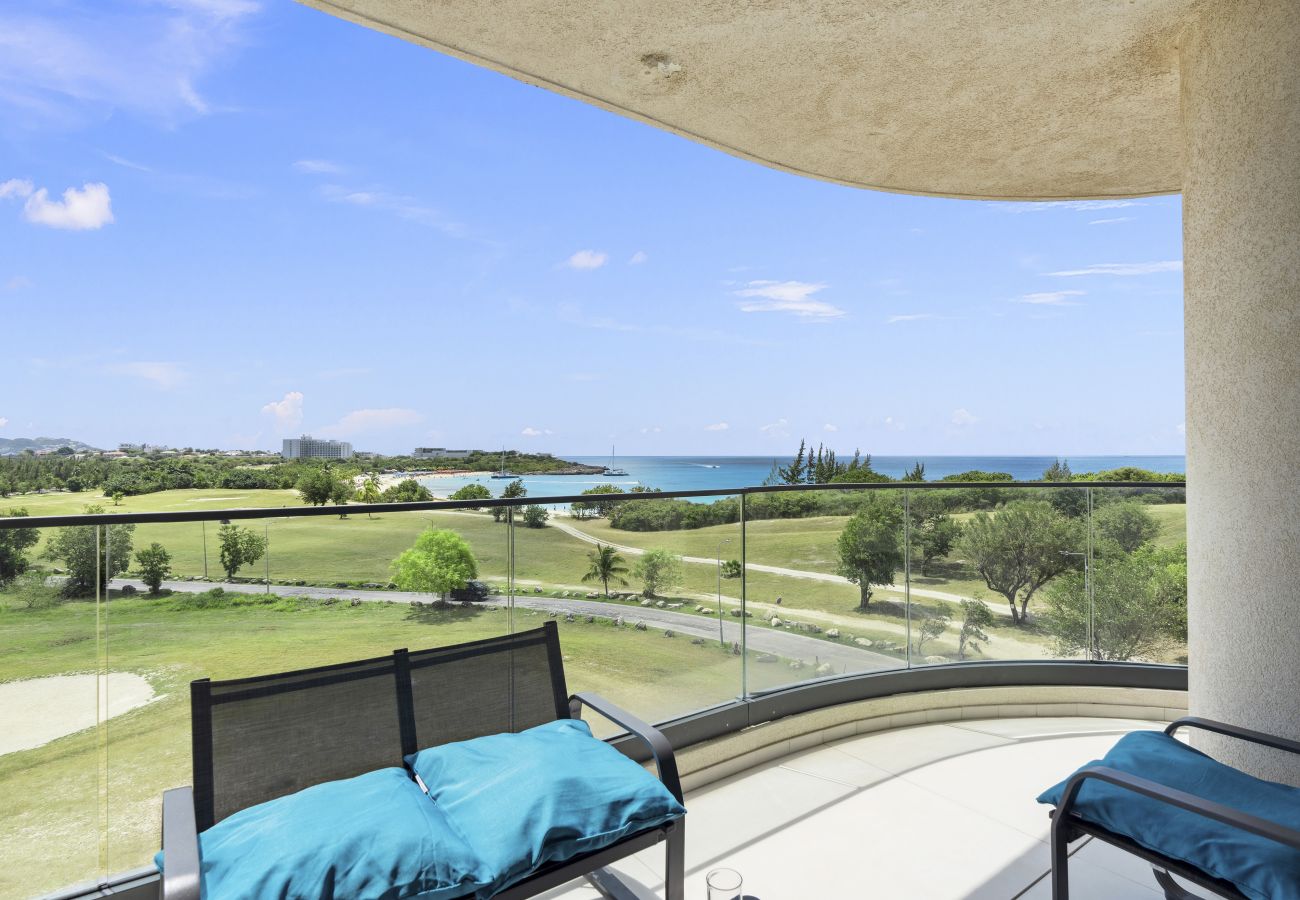Apartment in Cupecoy - A-302 Beautiful 1 bedroom with corner balcony