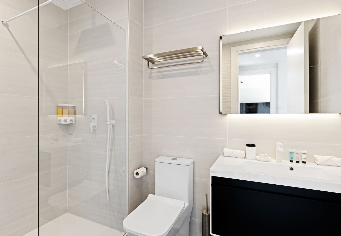 Apartment in Cupecoy - B-905 Beautiful one bedroom lagoon view
