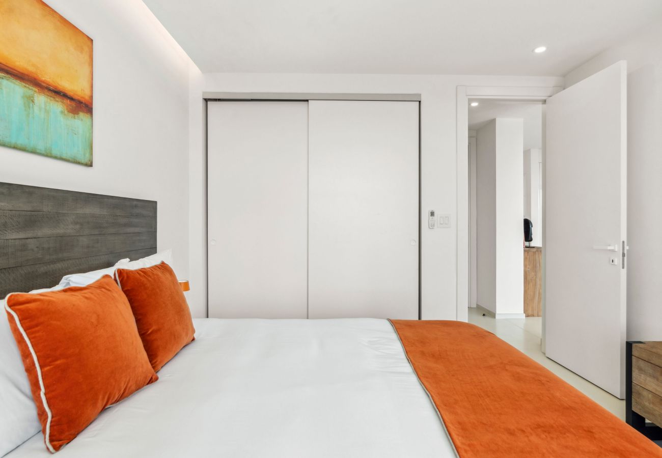 Apartment in Cupecoy - A-503 Stunning one bedroom unit corner balcony