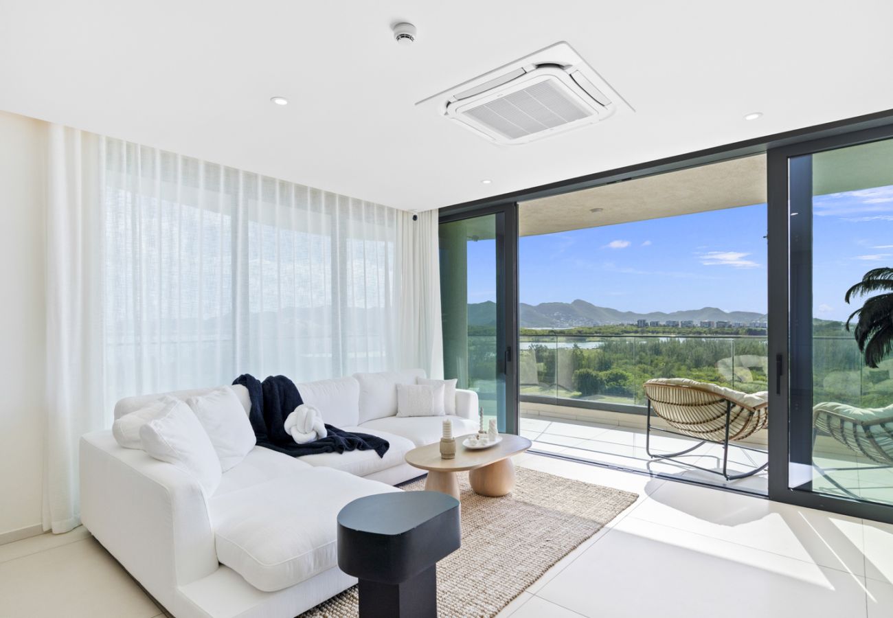 Apartment in Cupecoy - B-704 Stunning one bedroom corner balcony