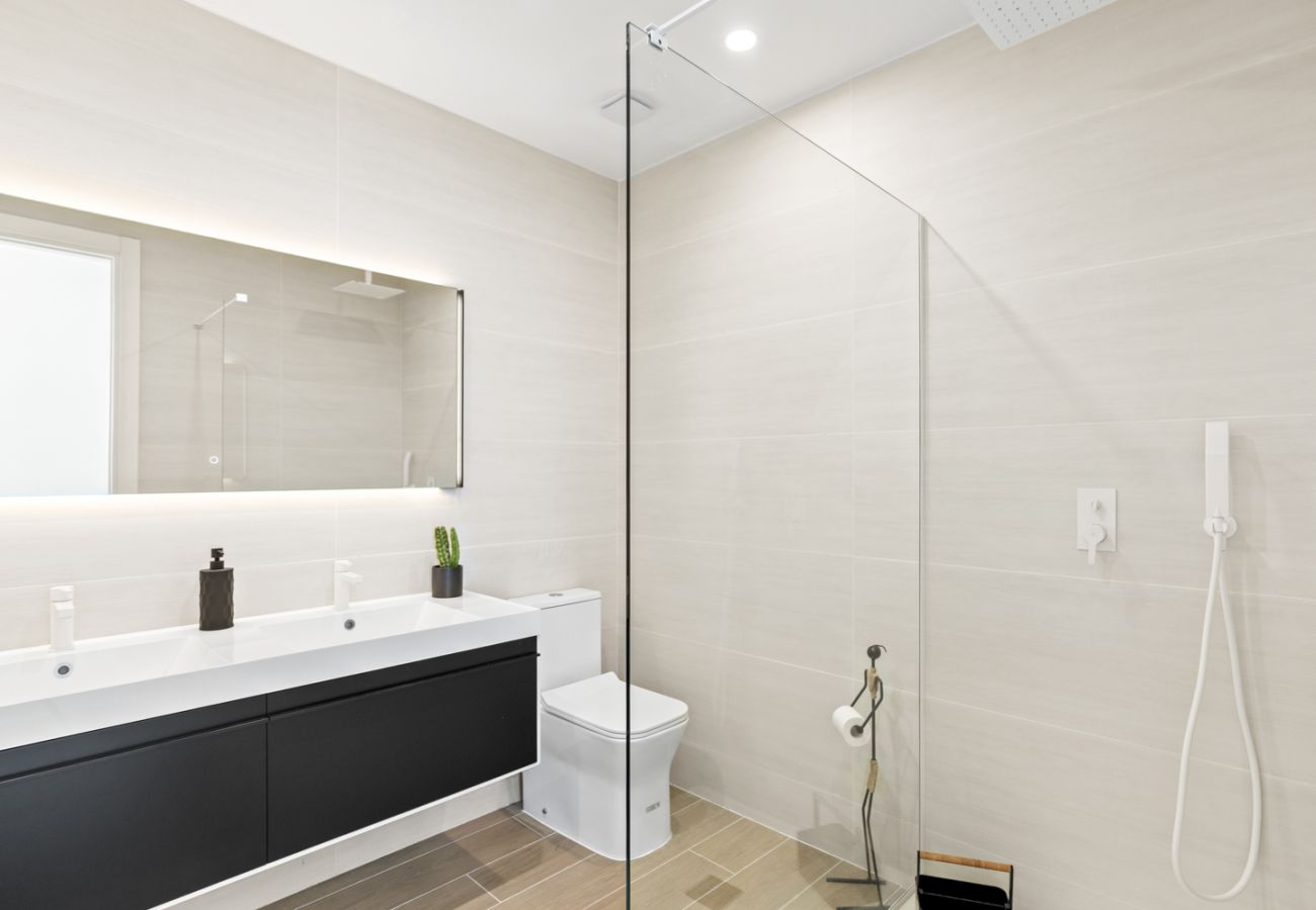 Apartment in Cupecoy - B-704 Stunning one bedroom corner balcony