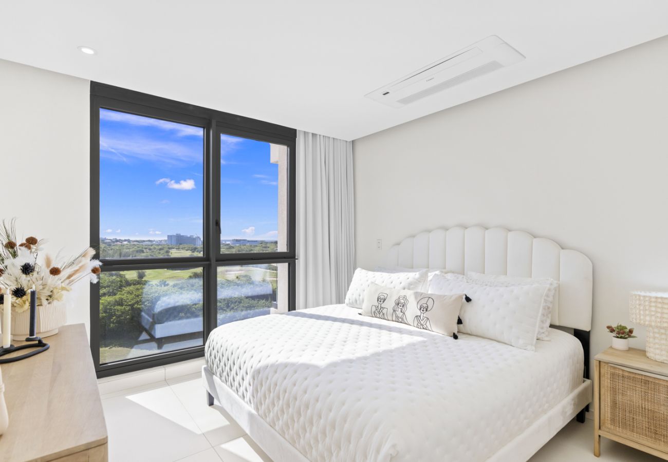 Apartment in Cupecoy - B-704 Stunning one bedroom corner balcony