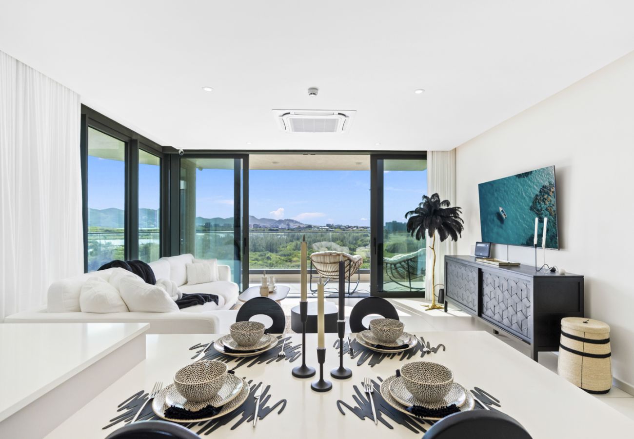 Apartment in Cupecoy - B-704 Stunning one bedroom corner balcony