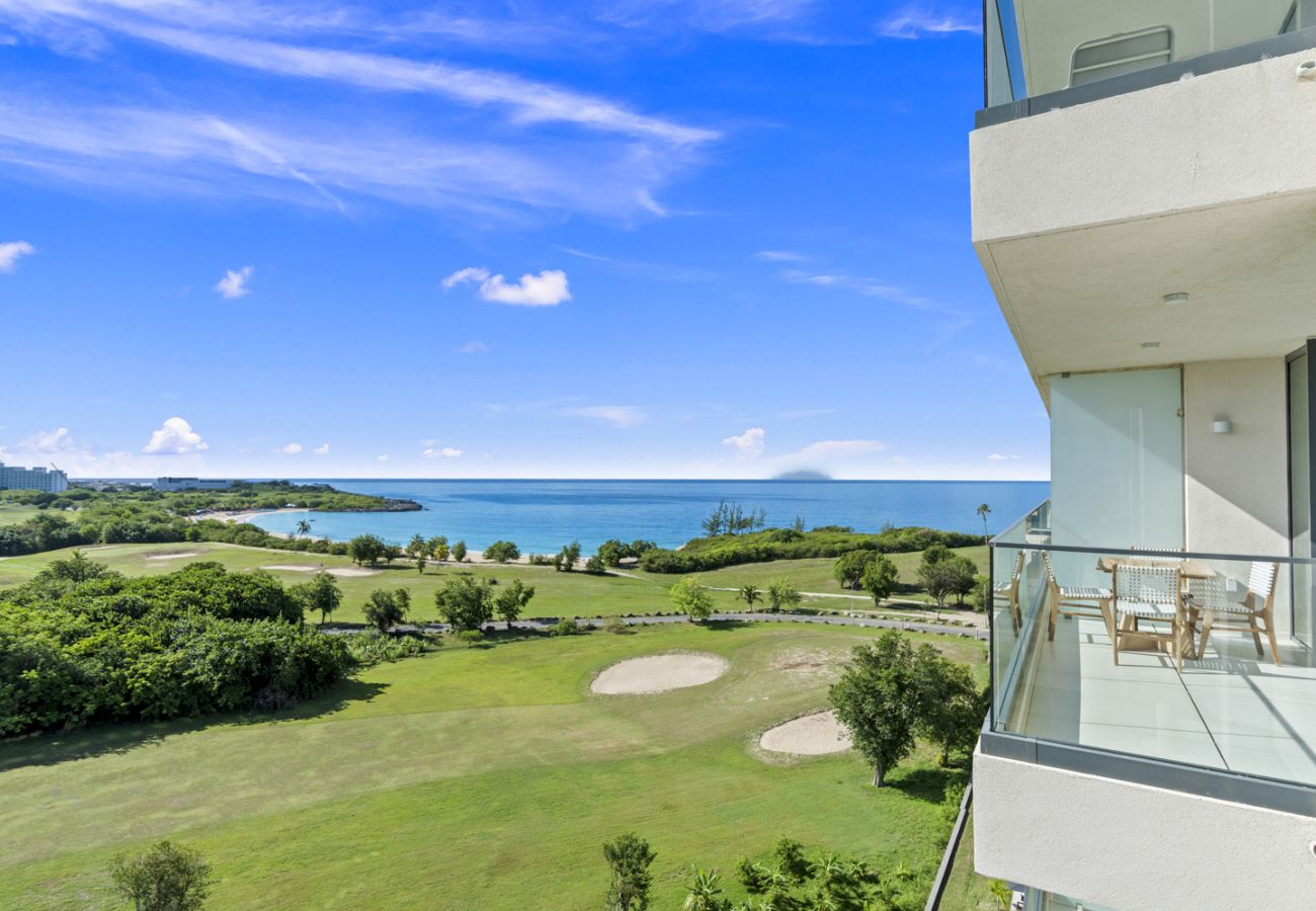 Apartment in Cupecoy - B-704 Stunning one bedroom corner balcony