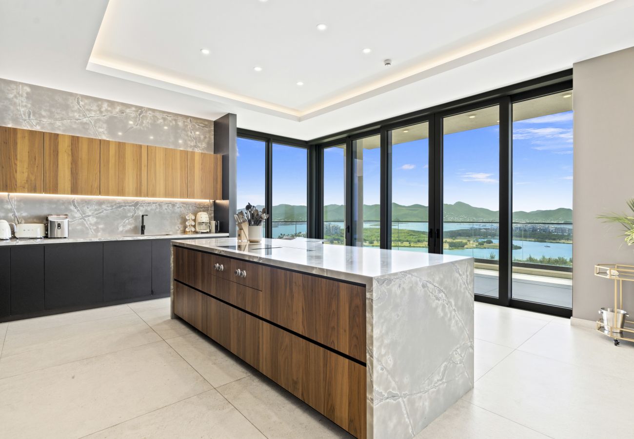 Apartment in Cupecoy - B-2000 Stunning penthouse with balcony and rooftop