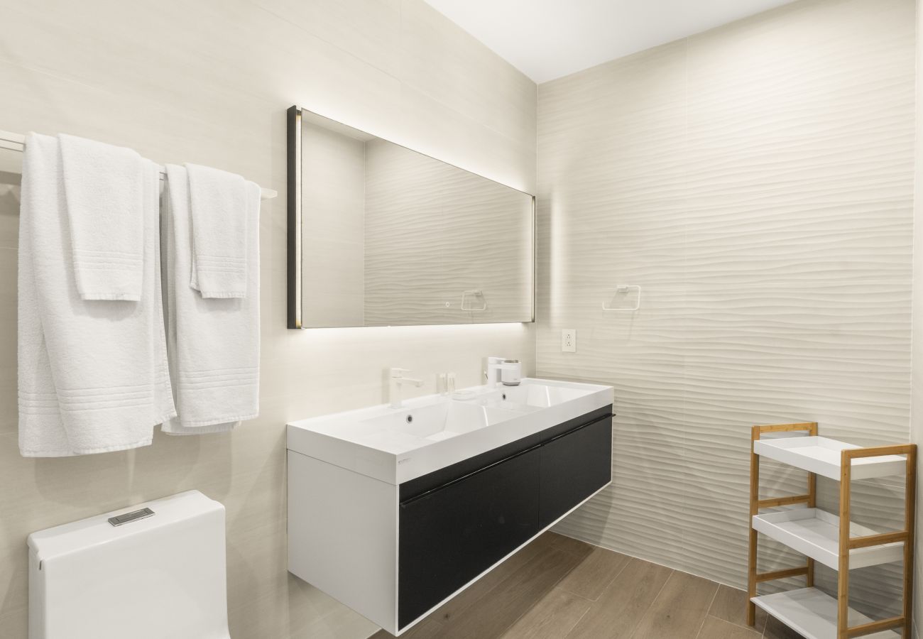 Apartment in Cupecoy - A-1401 Stunning 3 Bedrooms Oceanview